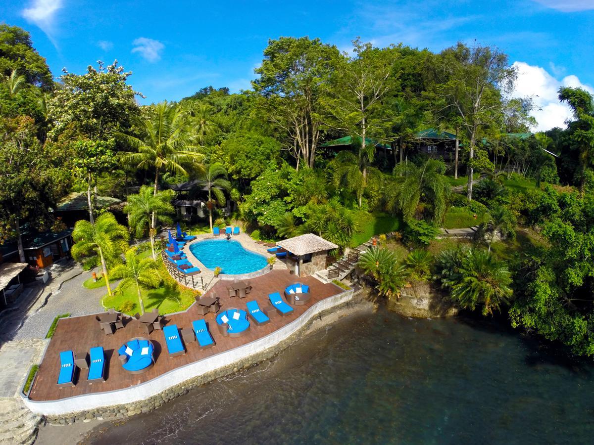 Lembeh Resort Bitung Exterior photo